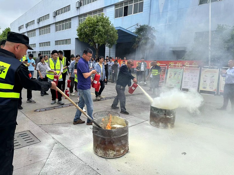 1718690779784601.jpg 08.jpg